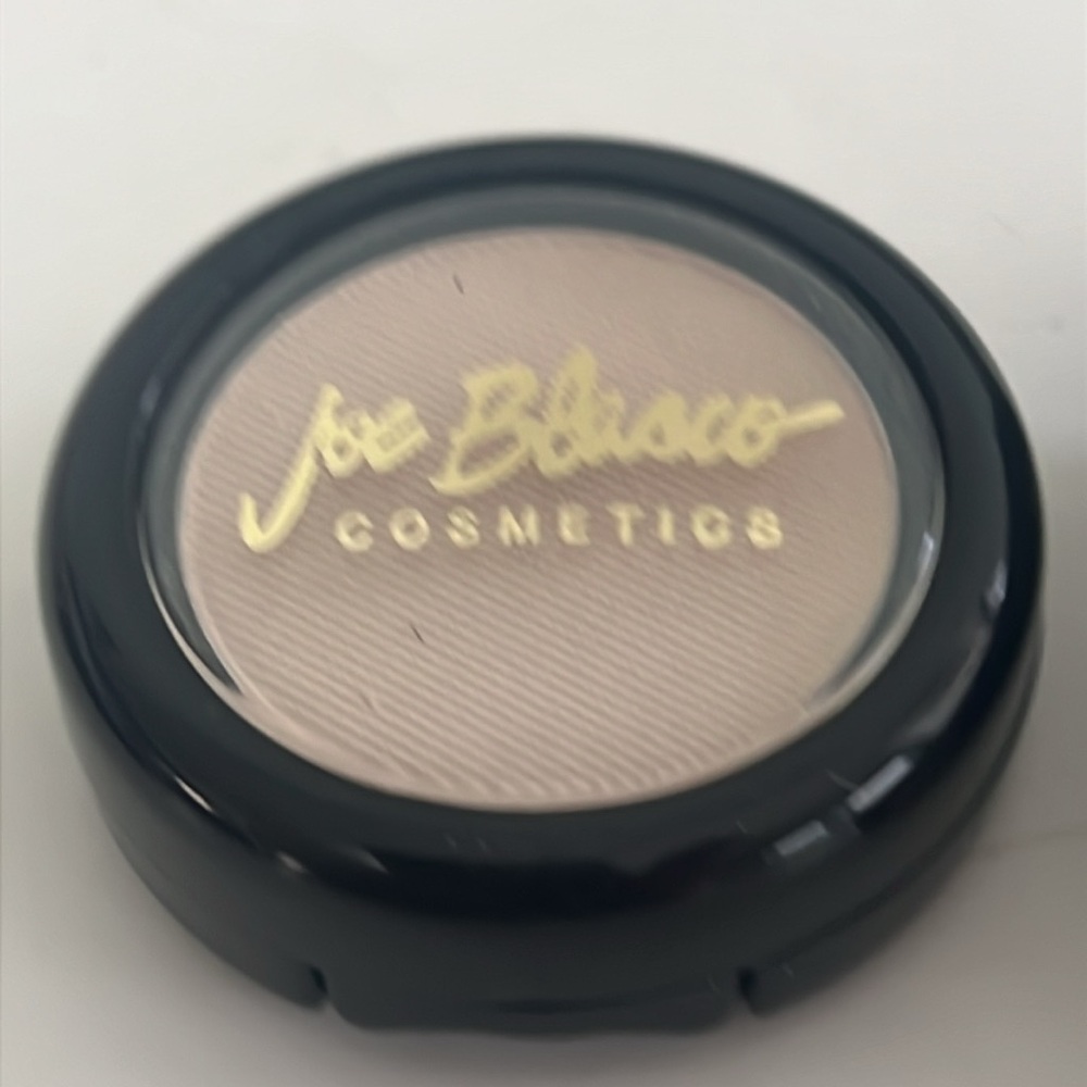 JOE‎ BLASCO COSMETICS MATTE EYESHADOW EGG SHELL NWOT